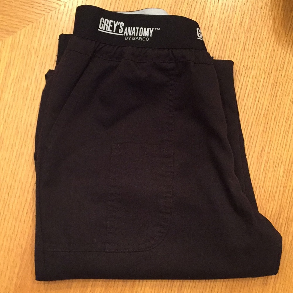 Black scrub pants